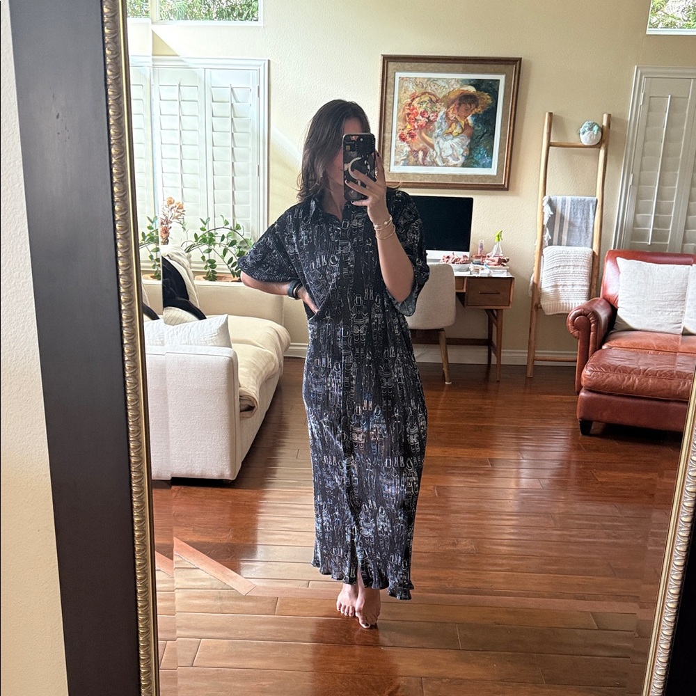 Dressed in LALA Black and White Long Sleeve Dress